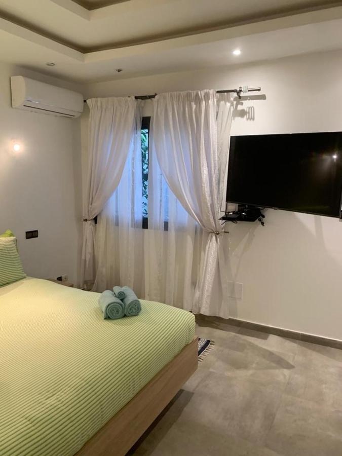 Luxury Suites Chester One Dakar Exterior photo