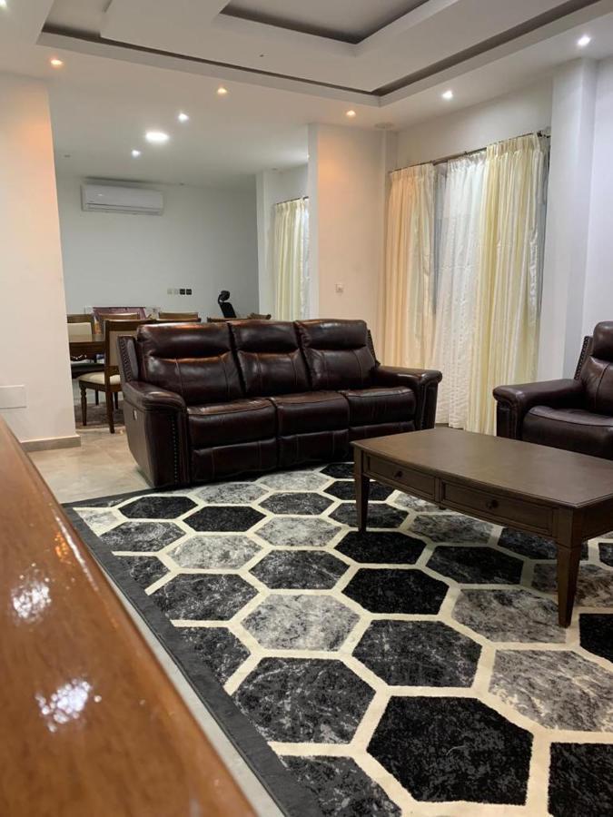 Luxury Suites Chester One Dakar Exterior photo